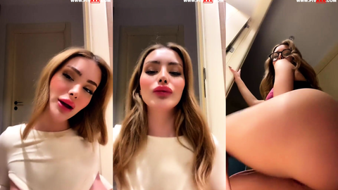 Celine Tango Ateşli Tango Show odada beyaz kıyafetle eğiliyor kalçalarını ayırıyor